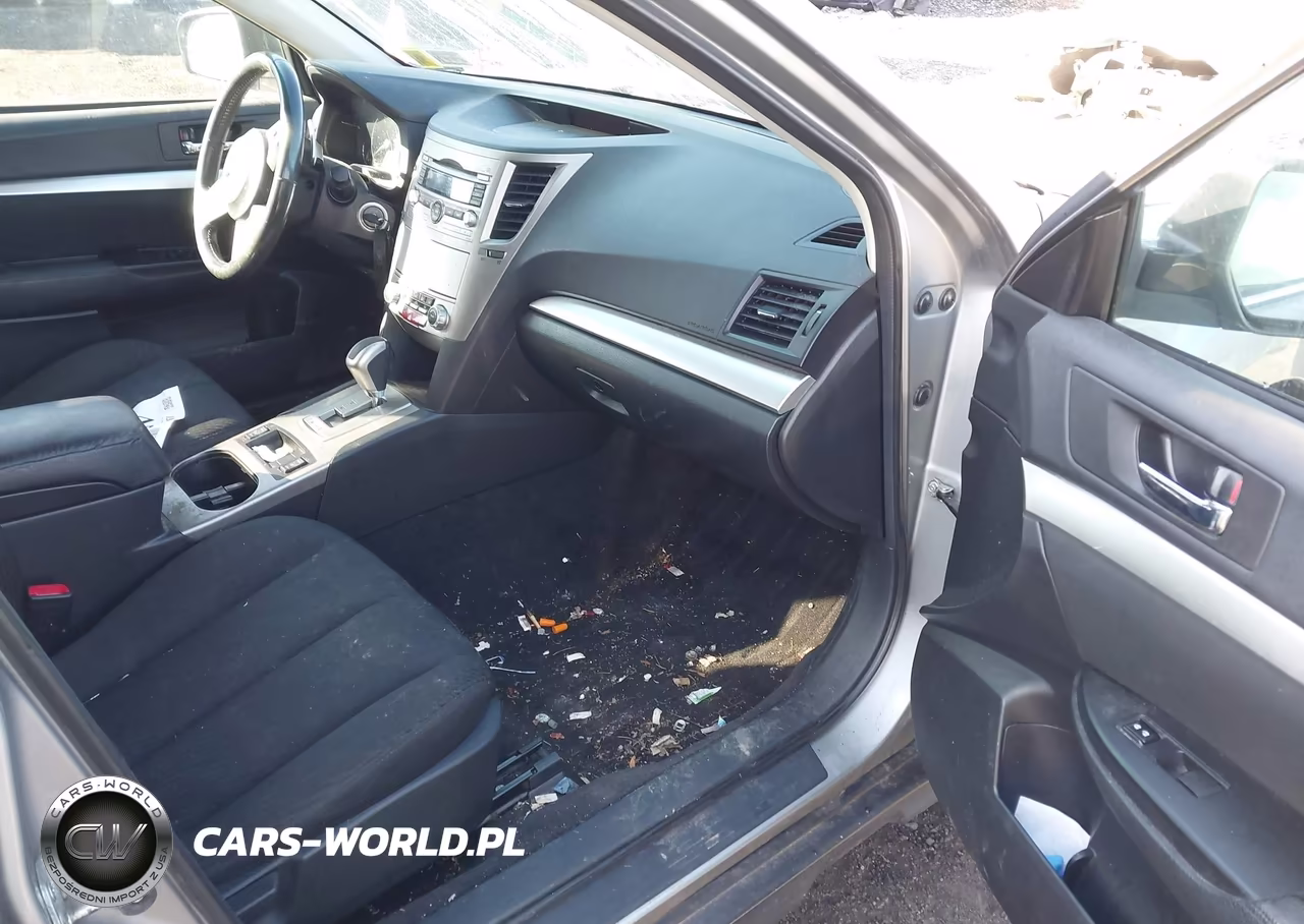 2011 Subaru Outback 2.5I Premium VIN:4S4BRBCC3B3335590 - 5