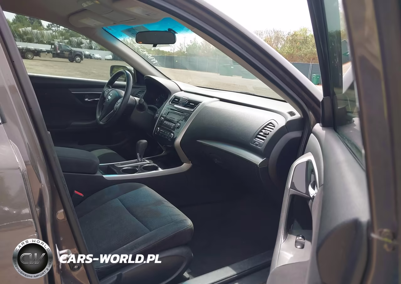 2014 Nissan Altima 2.5 S VIN:1N4AL3AP1EN346664 - 5