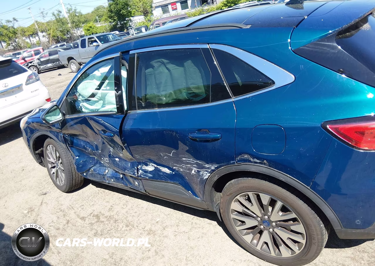 2020 Ford Escape Titanium VIN:1FMCU9J92LUA15689 - 14