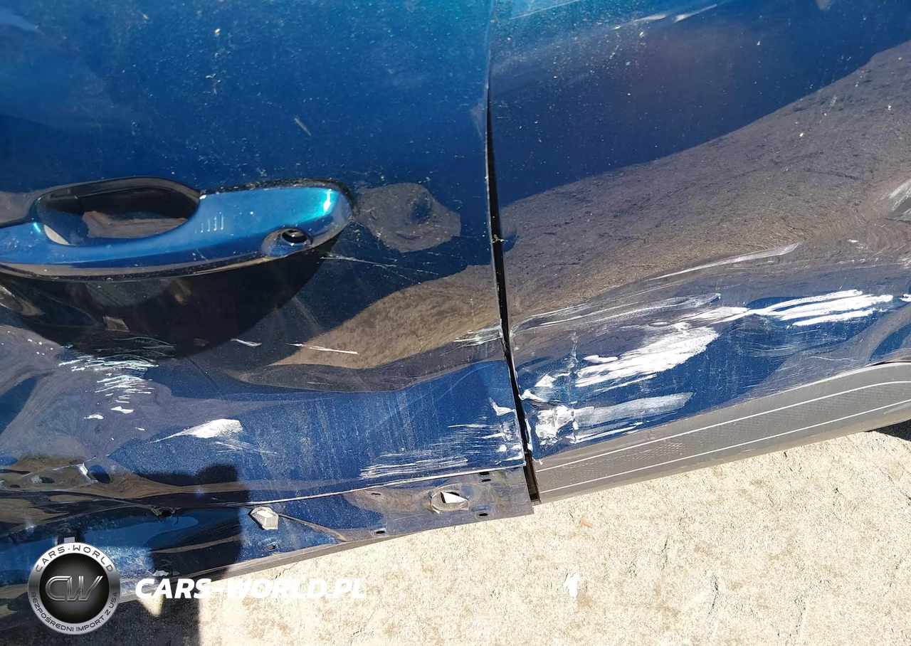 2020 Ford Escape Titanium VIN:1FMCU9J92LUA15689 - 9