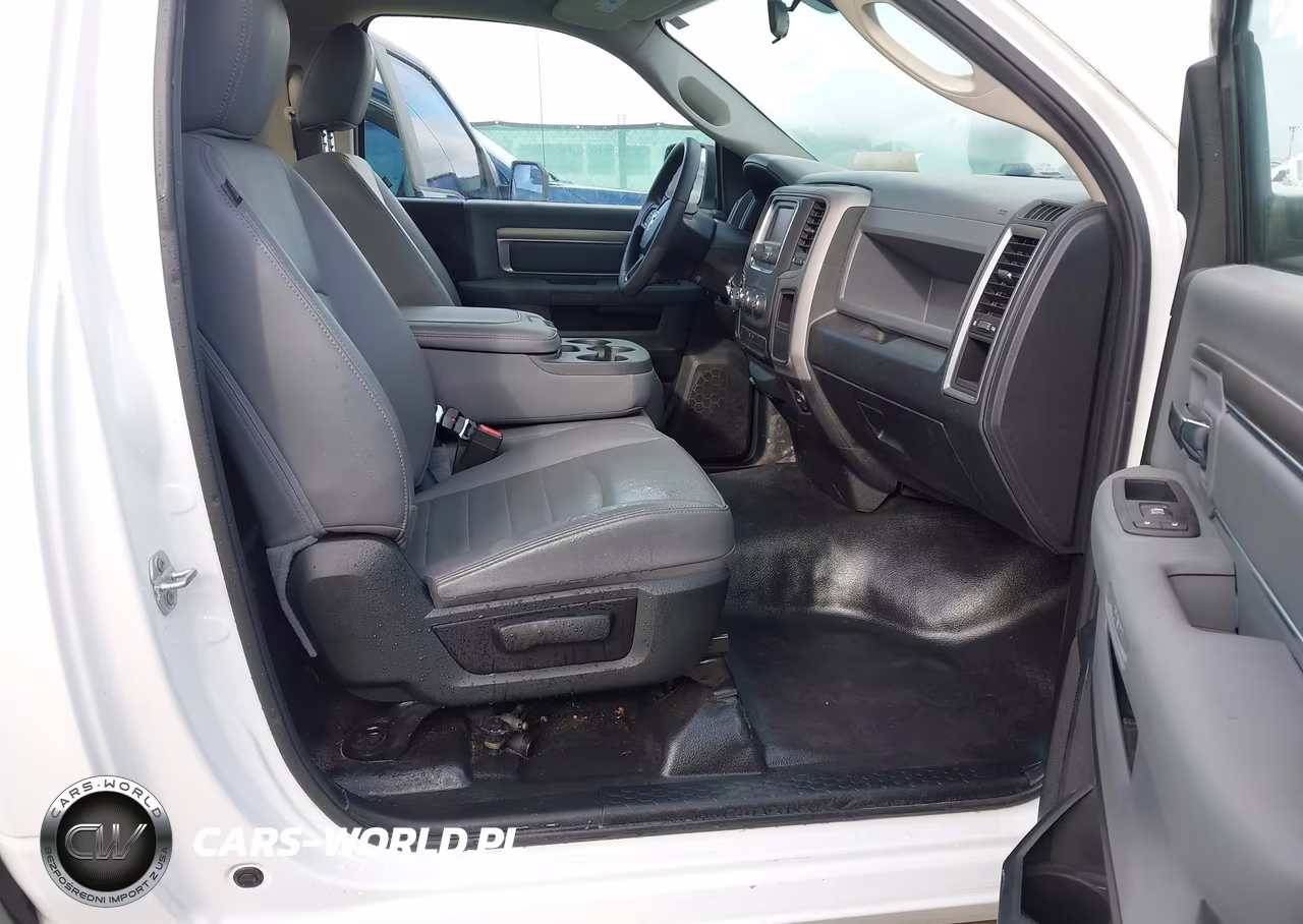 2019 Ram 1500 Classic Tradesman 4X2 8' Box VIN:3C6JR6DG5KG583255 - 5