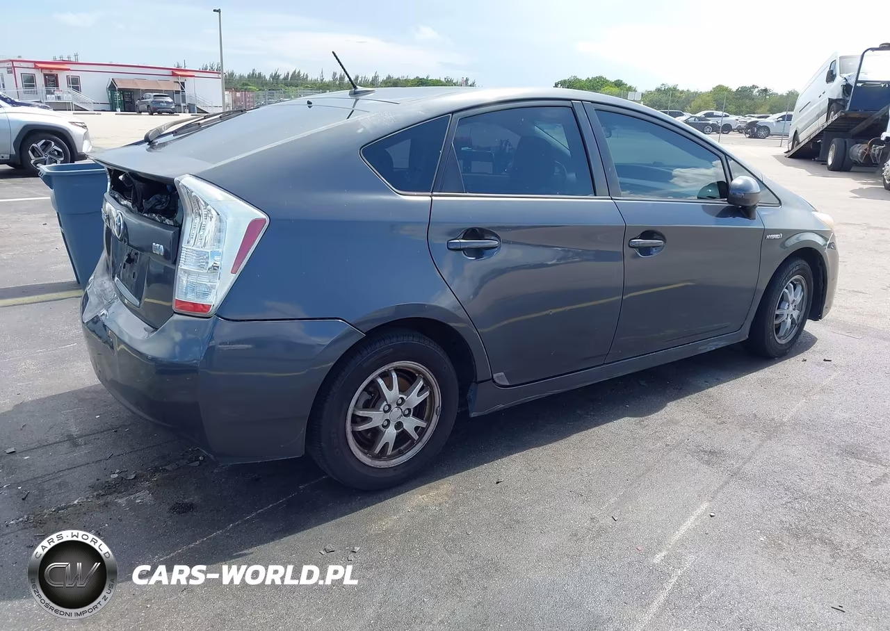 2010 Toyota Prius Ii VIN:JTDKN3DU0A5177399 - 4