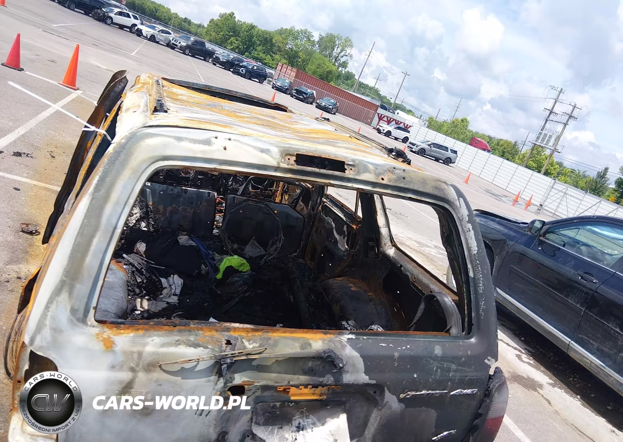 2000 Toyota 4Runner Limited V6 VIN:JT3HN87R9Y9032075 - 12