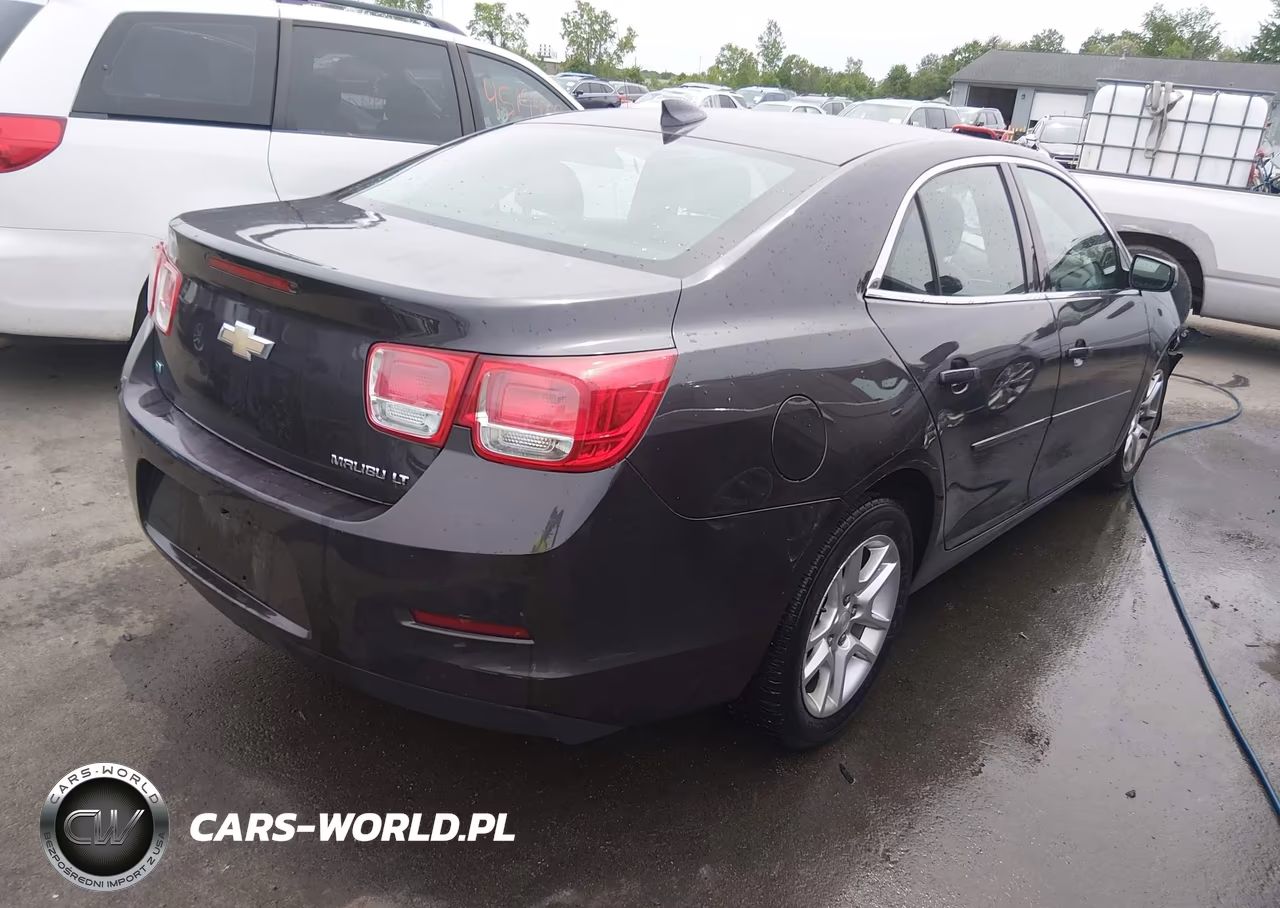 2015 Chevrolet Malibu 1Lt VIN:1G11C5SL9FF240677 - 4