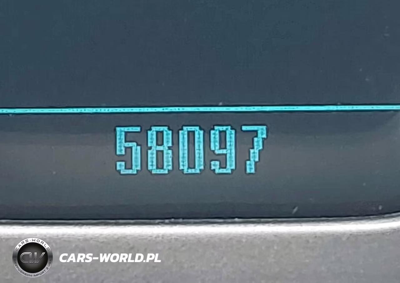 2011 Chevrolet Camaro 2Ss VIN:2G1FK1EJ3B9103734 - 15