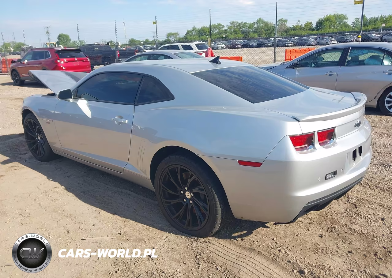 2011 Chevrolet Camaro 2Ss VIN:2G1FK1EJ3B9103734 - 3