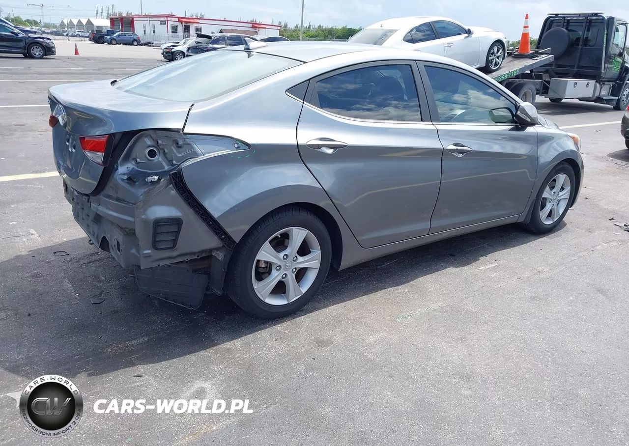 2016 Hyundai Elantra Value Edition VIN:KMHDH4AE9GU583372 - 4