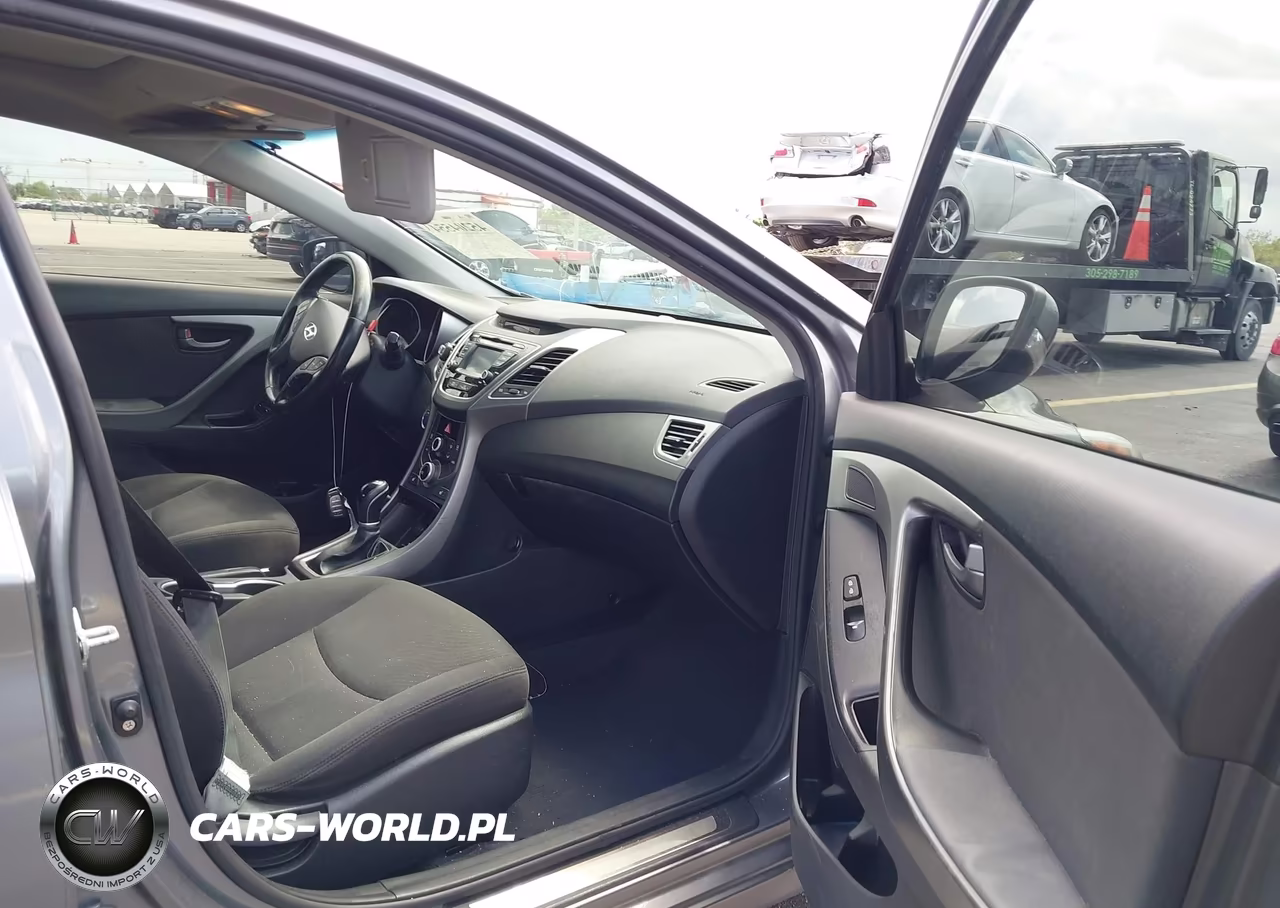 2016 Hyundai Elantra Value Edition VIN:KMHDH4AE9GU583372 - 5