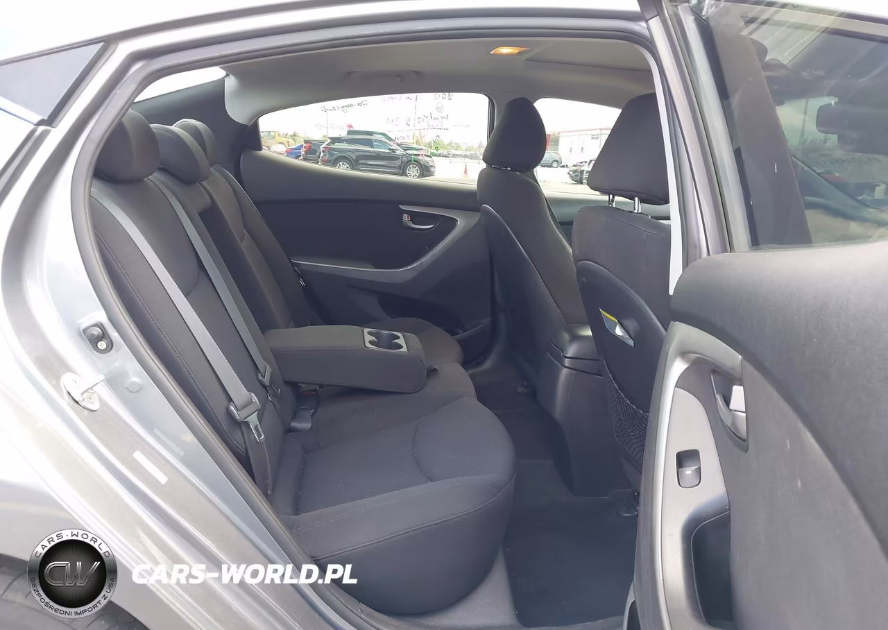 2016 Hyundai Elantra Value Edition VIN:KMHDH4AE9GU583372 - 8