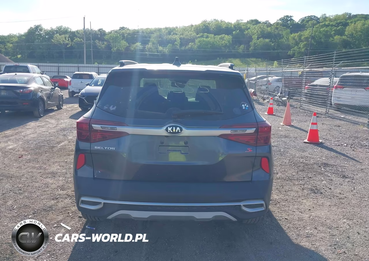 2021 Kia Seltos S VIN:KNDEUCAA1M7203964 - 16