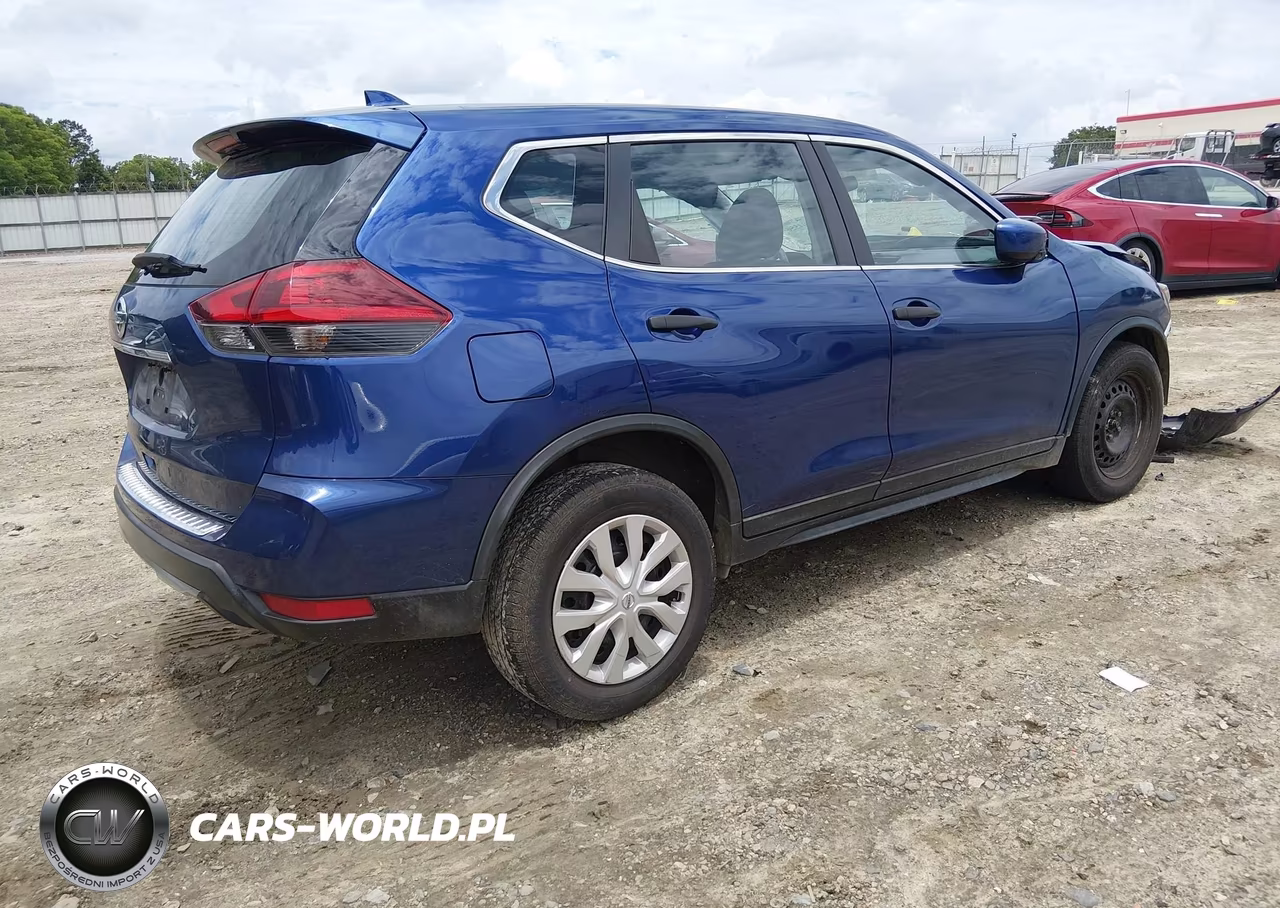 2018 Nissan Rogue S VIN:KNMAT2MT9JP572771 - 4