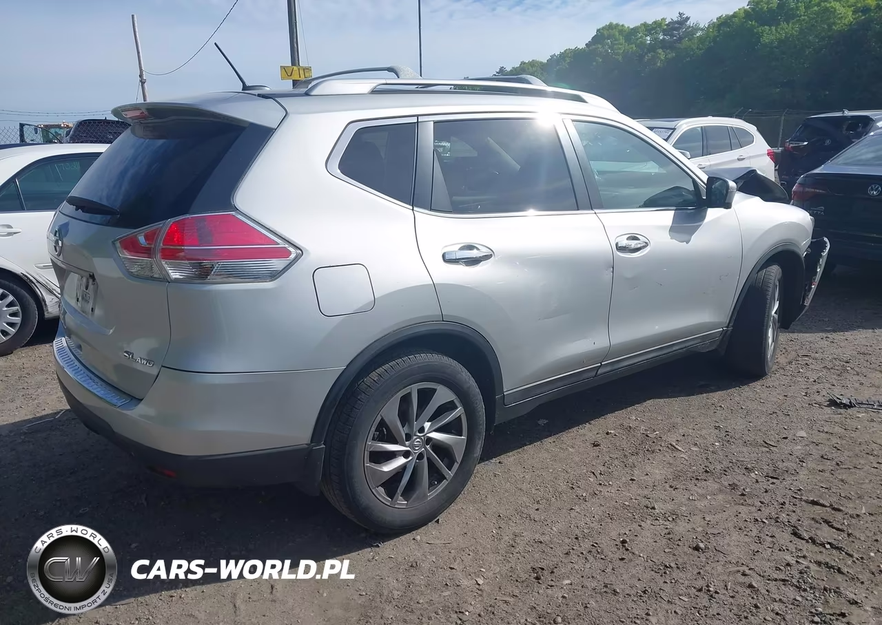 2015 Nissan Rogue Sl VIN:5N1AT2MV6FC860193 - 4