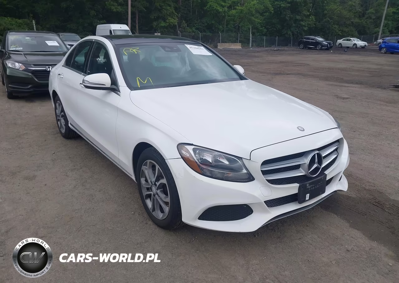 2016 Mercedes-Benz C 300 4Matic – zdjęcie 1 z 17