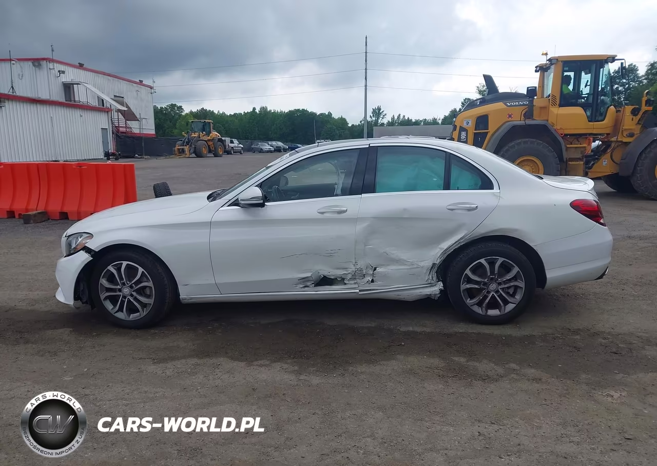2016 Mercedes-Benz C 300 4Matic VIN:55SWF4KB6GU118255 - 14