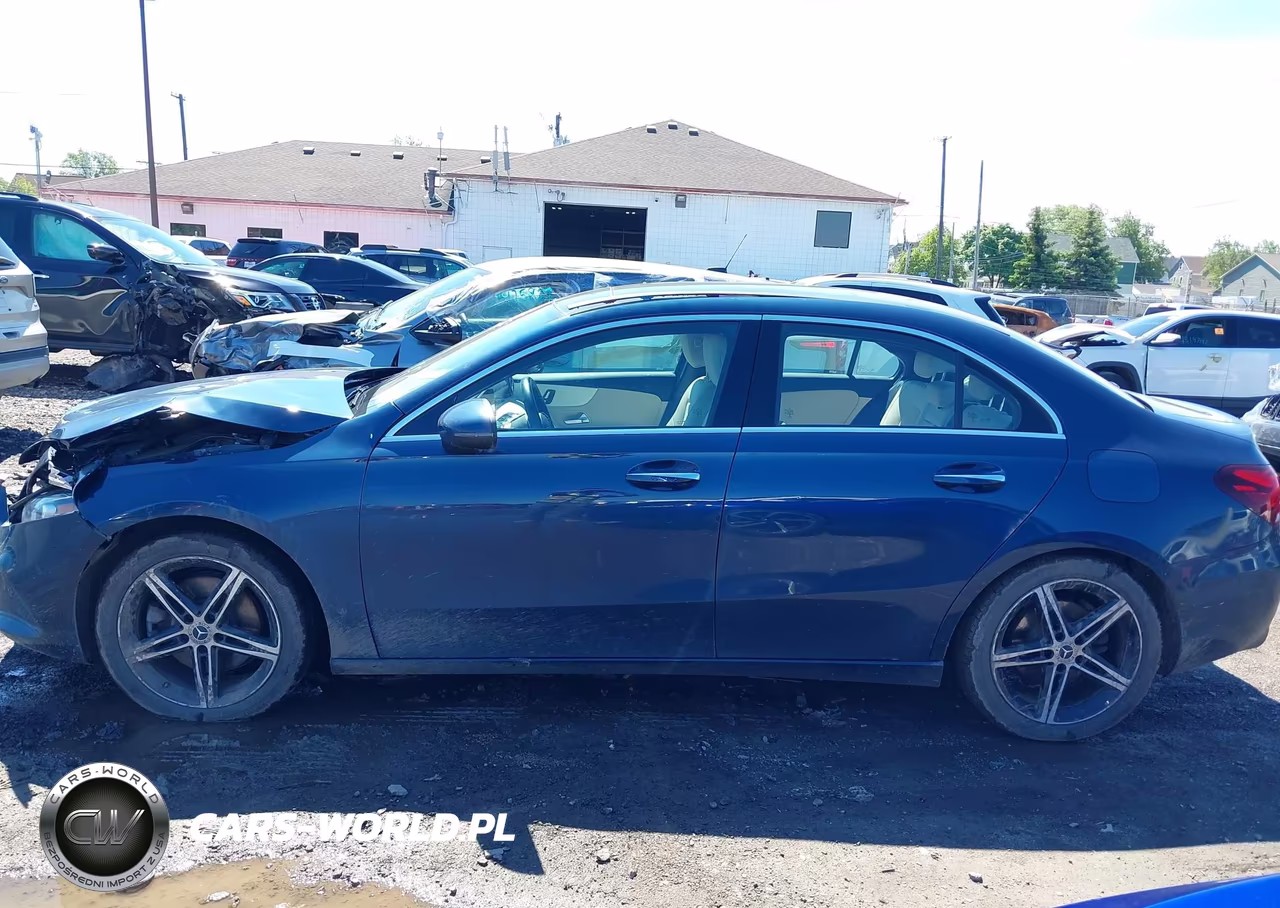 2021 Mercedes-Benz A 220 4Matic VIN:W1K3G4FB3MJ316393 - 14