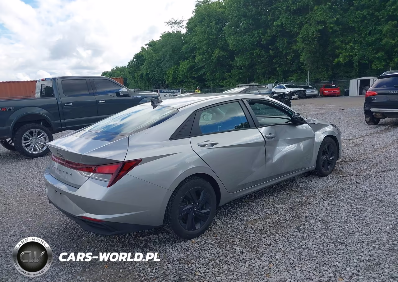 2021 Hyundai Elantra Sel VIN:5NPLS4AG1MH009714 - 4
