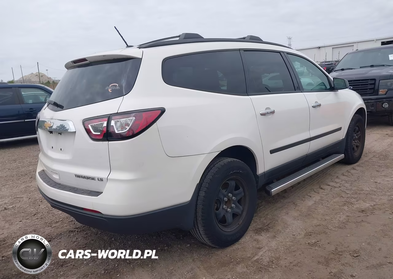 2013 Chevrolet Traverse Ls VIN:1GNKRFED9DJ100957 - 4