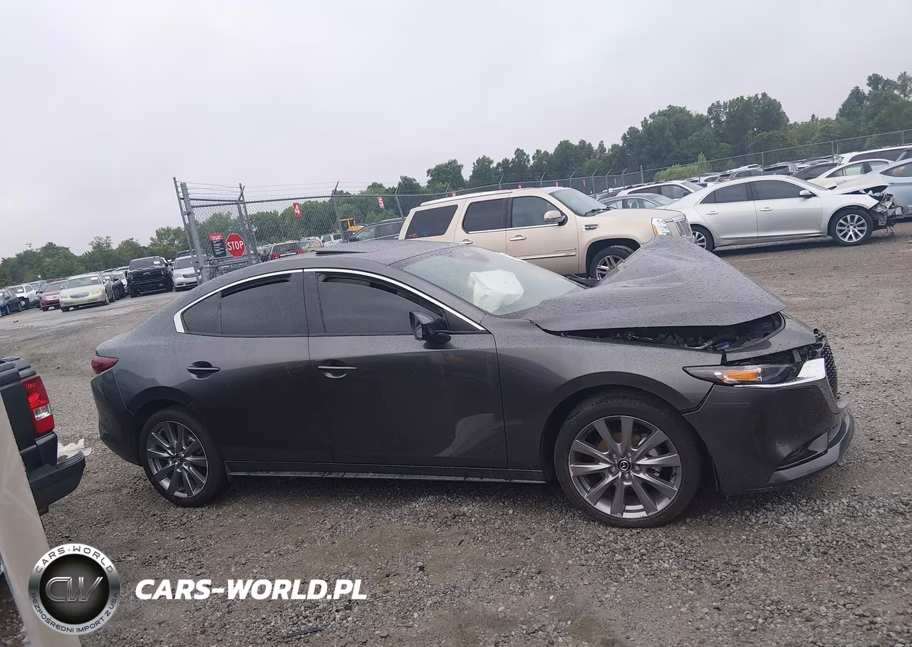 2026 Mazda Mazda3 2.5 S Preferred VIN:JM1BPACL5T1863651 - 13
