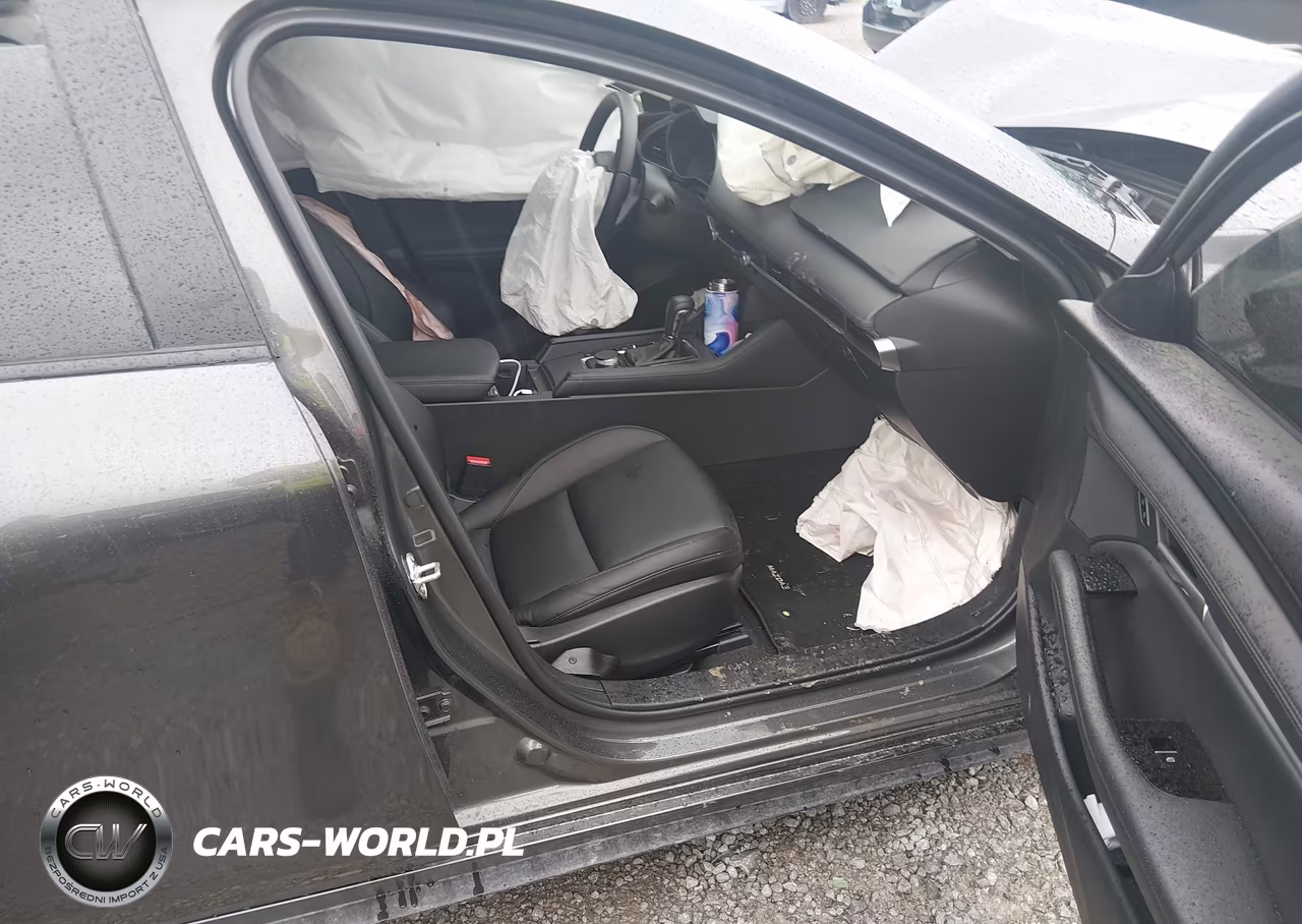 2026 Mazda Mazda3 2.5 S Preferred VIN:JM1BPACL5T1863651 - 5
