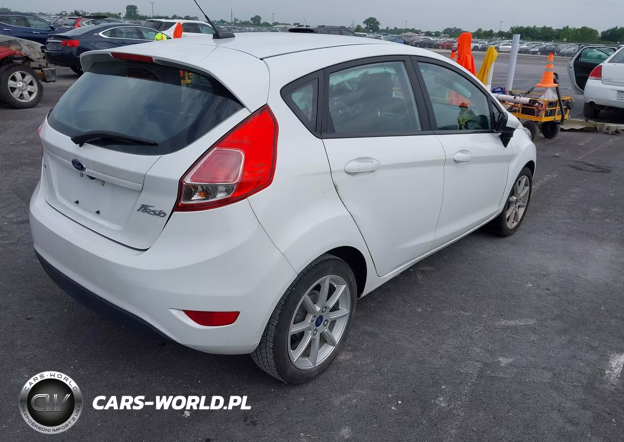 2019 Ford Fiesta Se VIN:3FADP4EJ5KM107105 - 4