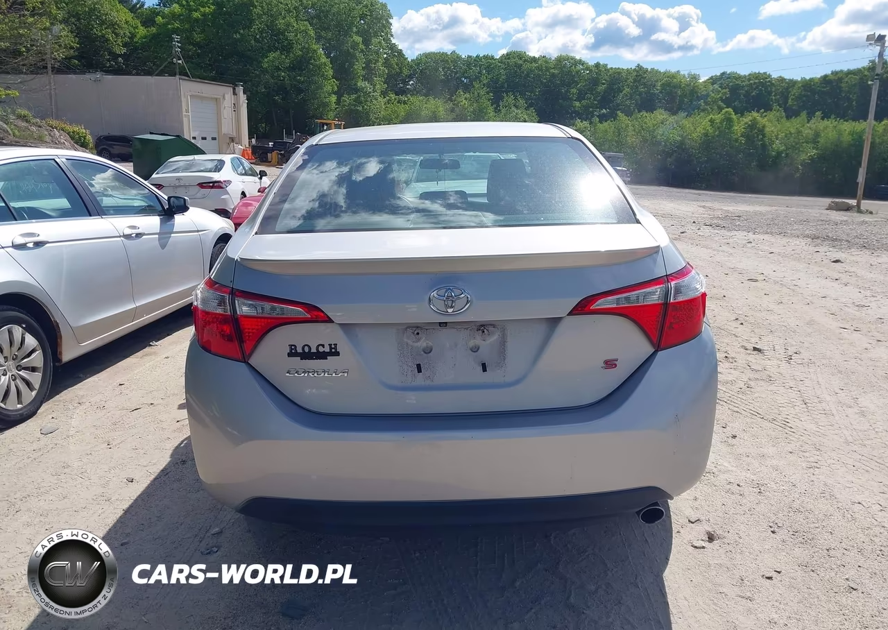 2015 Toyota Corolla S Plus VIN:2T1BURHE7FC255731 - 17