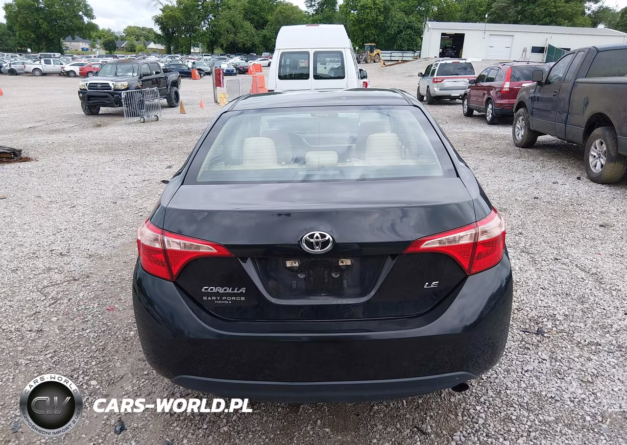2019 Toyota Corolla Le VIN:5YFBURHE2KP863053 - 17