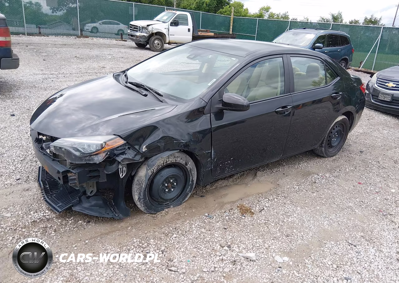 2019 Toyota Corolla Le VIN:5YFBURHE2KP863053 - 2