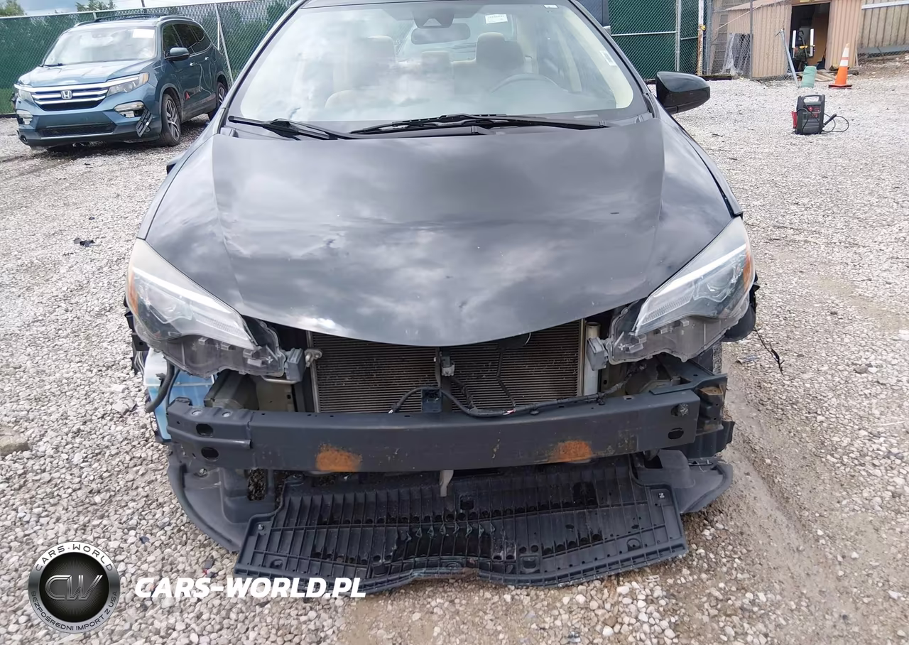 2019 Toyota Corolla Le VIN:5YFBURHE2KP863053 - 6