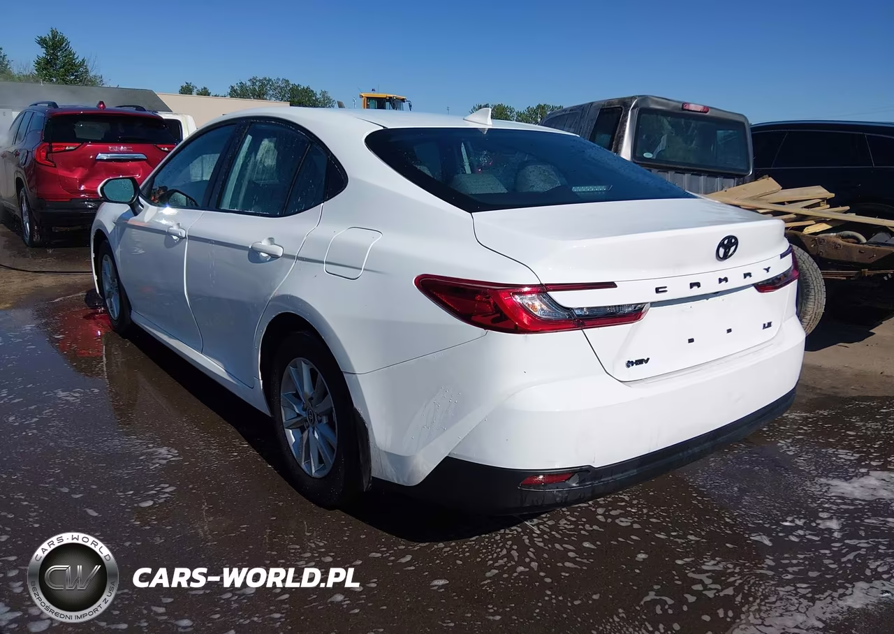 2025 Toyota Camry Le VIN:4T1DAACK1SU508258 - 3