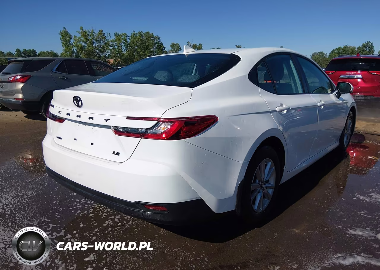 2025 Toyota Camry Le VIN:4T1DAACK1SU508258 - 4