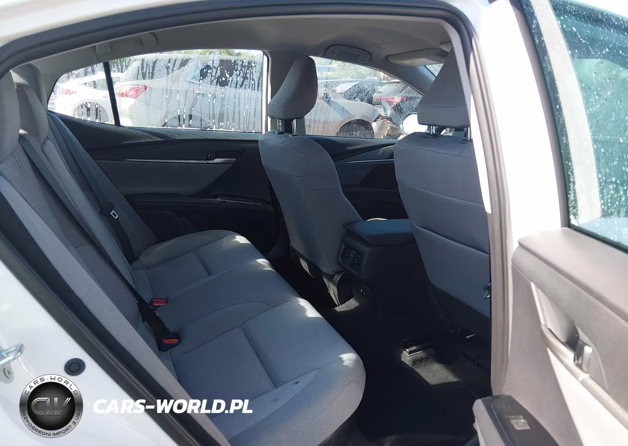 2025 Toyota Camry Le VIN:4T1DAACK1SU508258 - 8