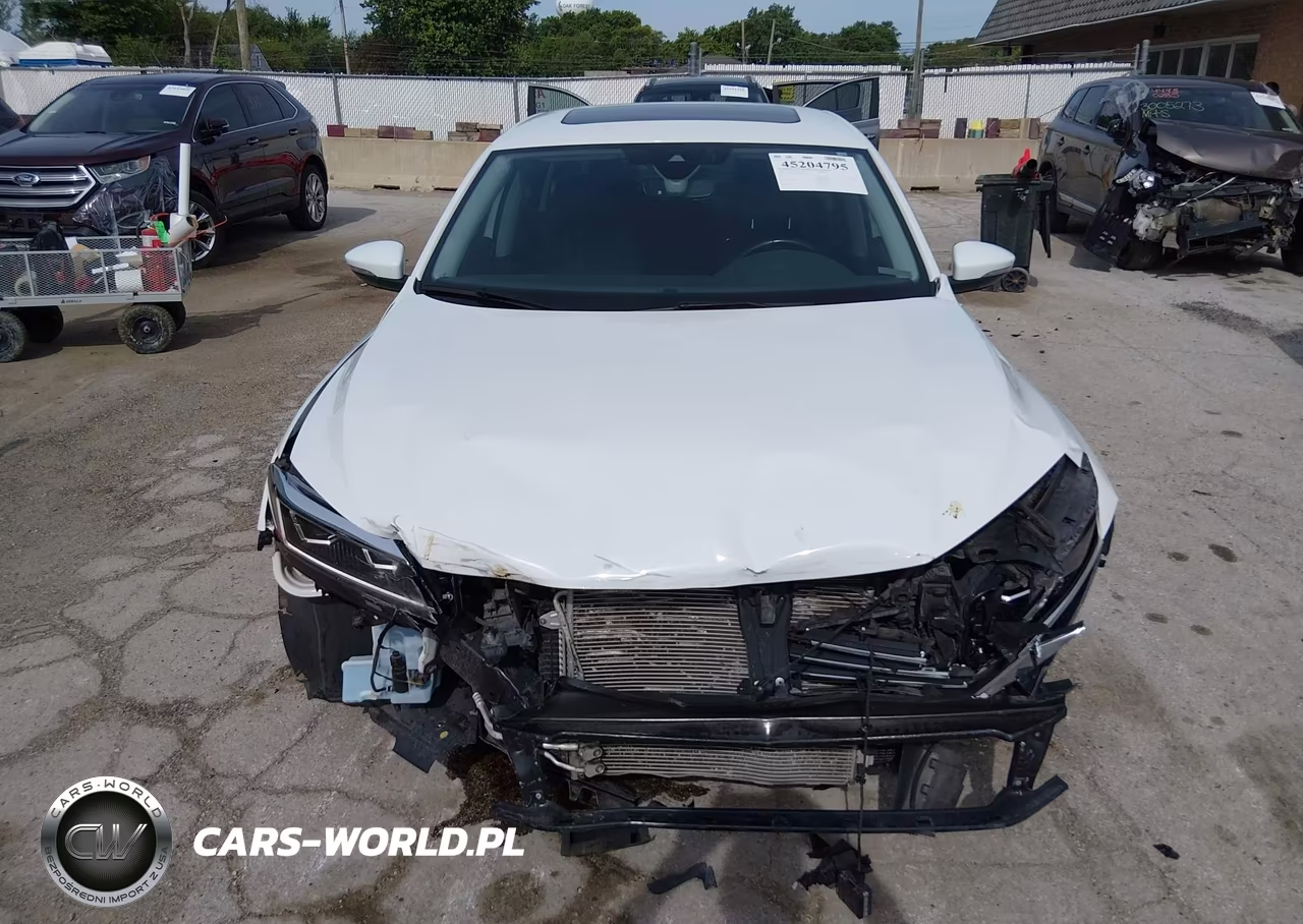 2020 Volkswagen Passat 2.0T R-Line VIN:1VWMA7A39LC018870 - 13