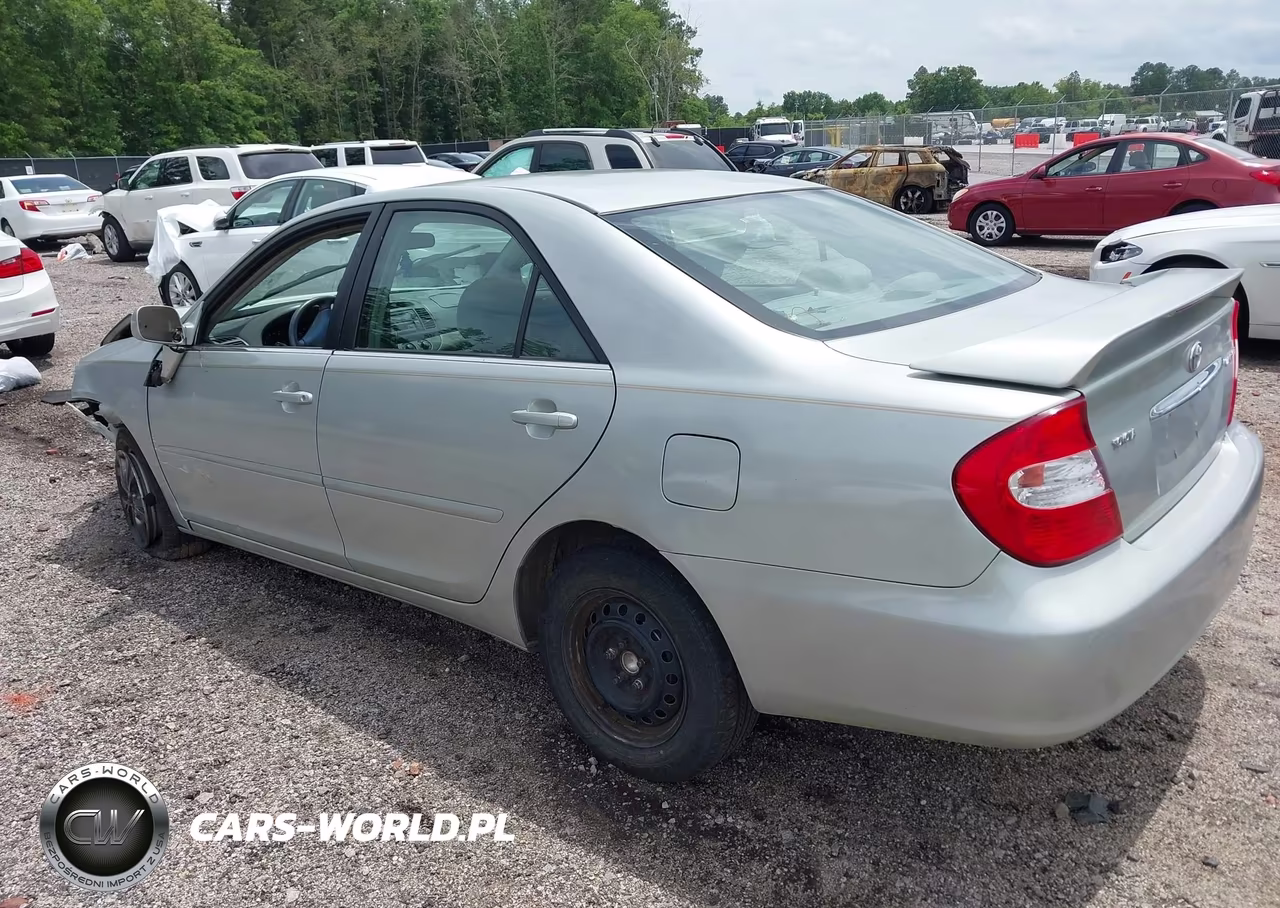 2004 Toyota Camry Le VIN:4T1BE32K04U380204 - 3