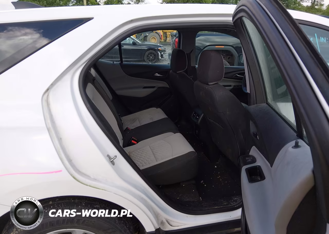 2018 Chevrolet Equinox Ls VIN:2GNAXHEV2J6226964 - 8