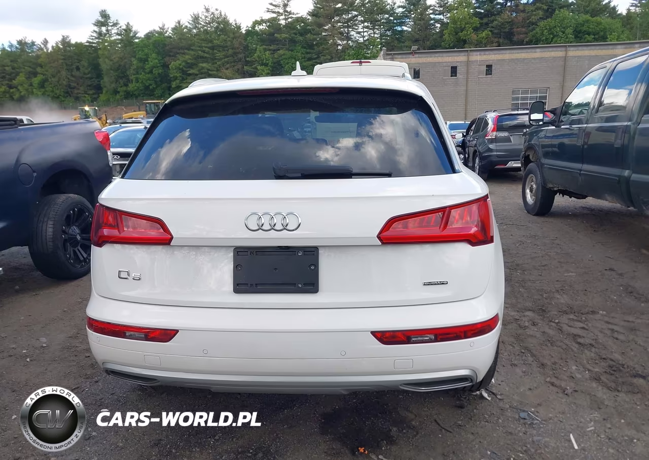 2019 Audi Q5 45 Premium VIN:WA1BNAFY7K2052904 - 17