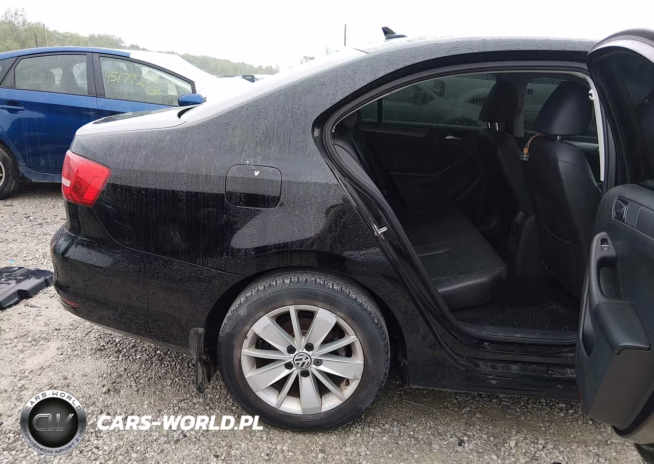 2015 Volkswagen Jetta 2.0L Tdi Se VIN:3VWLA7AJ3FM268618 - 8