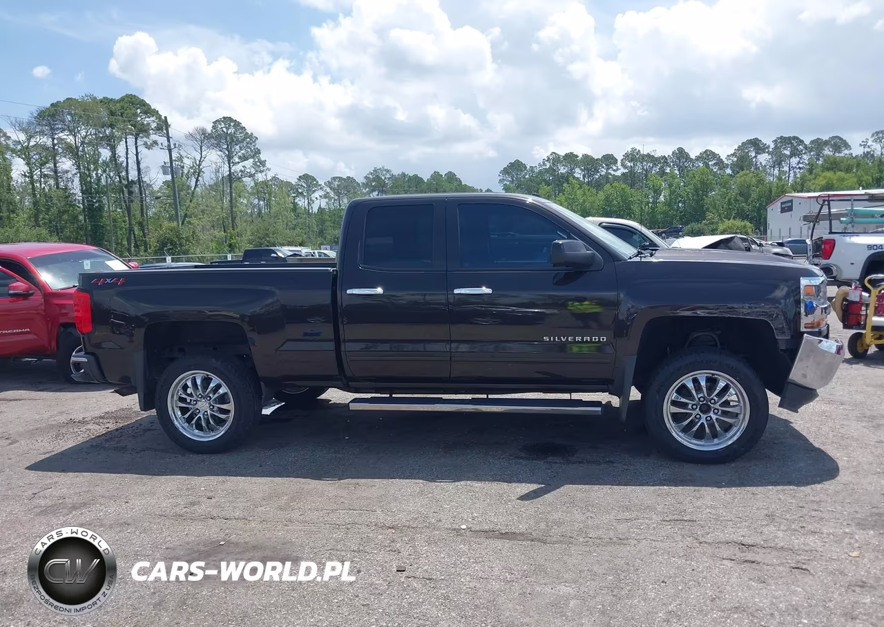2018 Chevrolet Silverado 1500 1Lt VIN:1GCVKREHXJZ264794 - 13