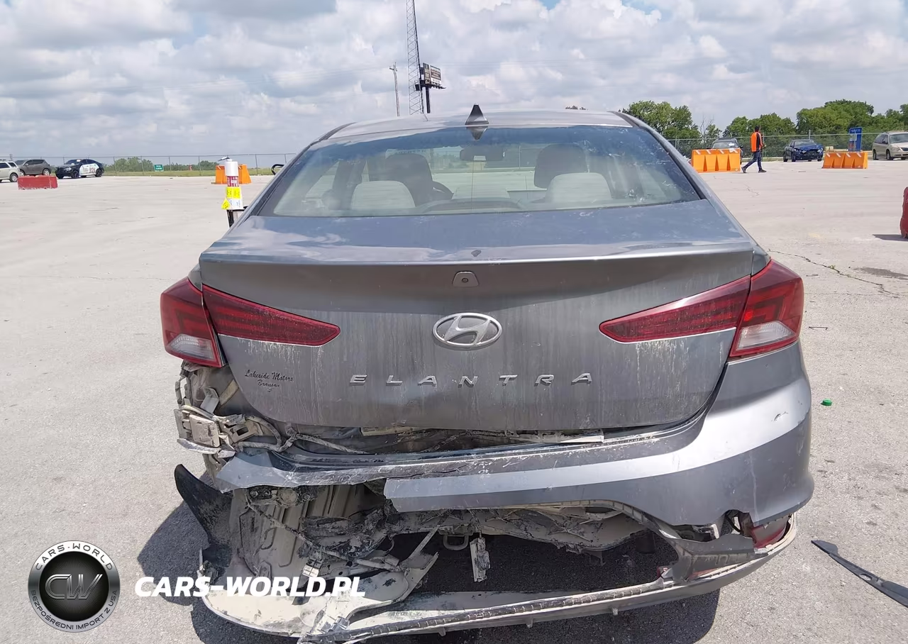 2019 Hyundai Elantra Sel VIN:KMHD84LF5KU769098 - 17