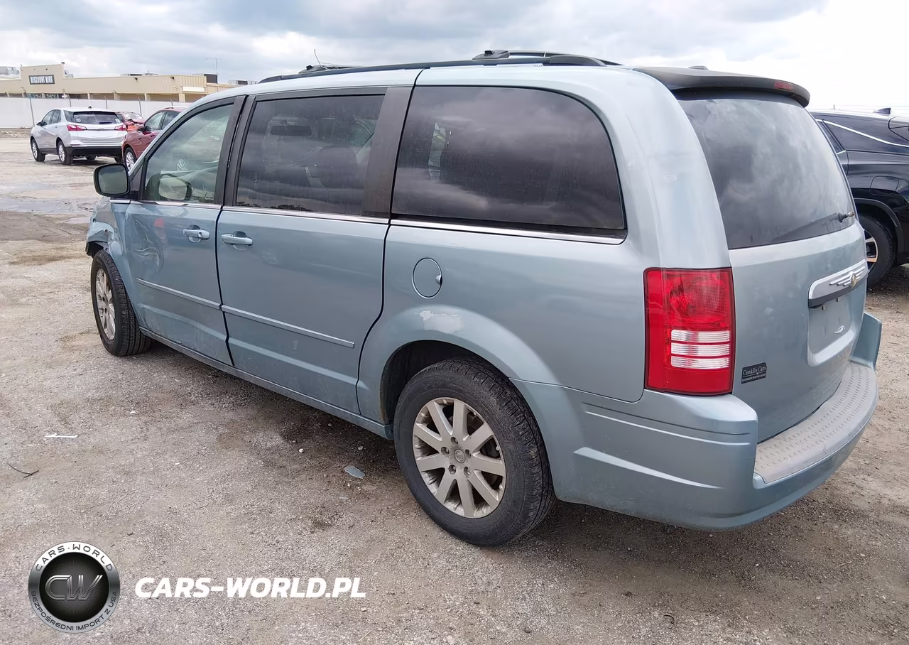 2008 Chrysler Town & Country Touring VIN:2A8HR54P48R680816 - 3