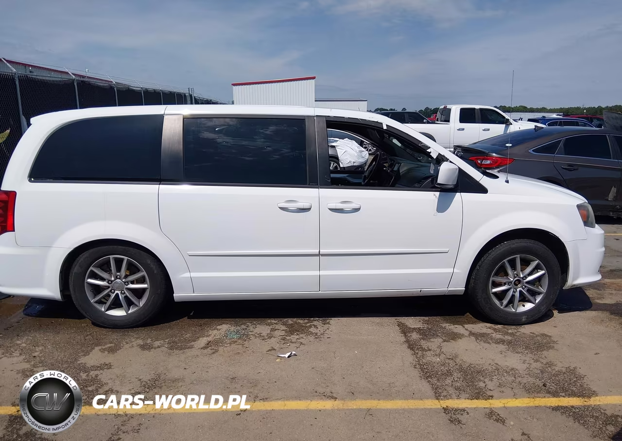 2014 Dodge Grand Caravan R-T VIN:2C4RDGEG5ER190238 - 13