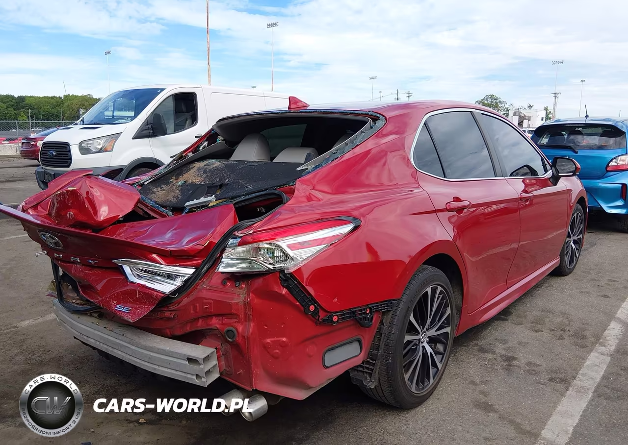 2020 Toyota Camry Se VIN:4T1G11AK4LU346739 - 4
