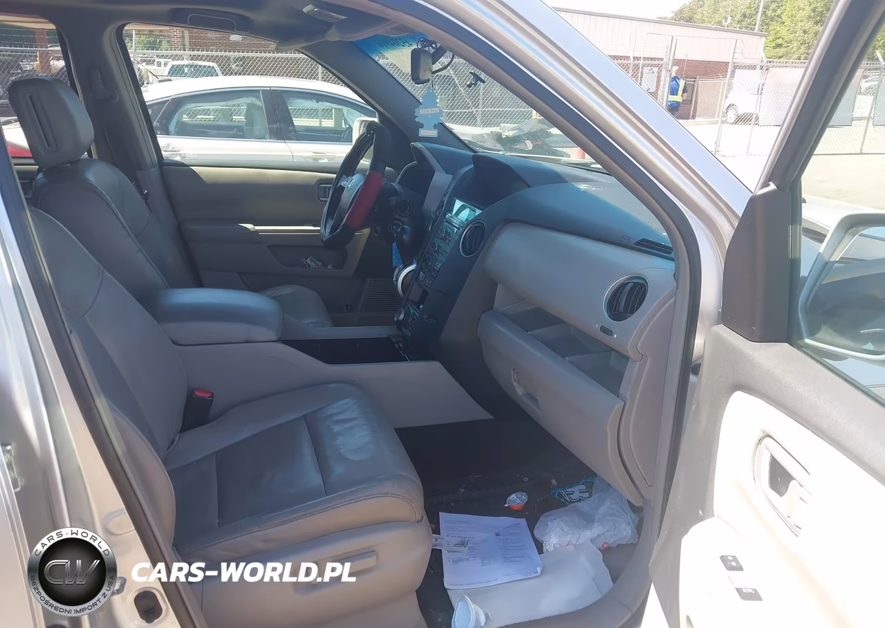 2009 Honda Pilot Touring VIN:5FNYF38869B028378 - 5