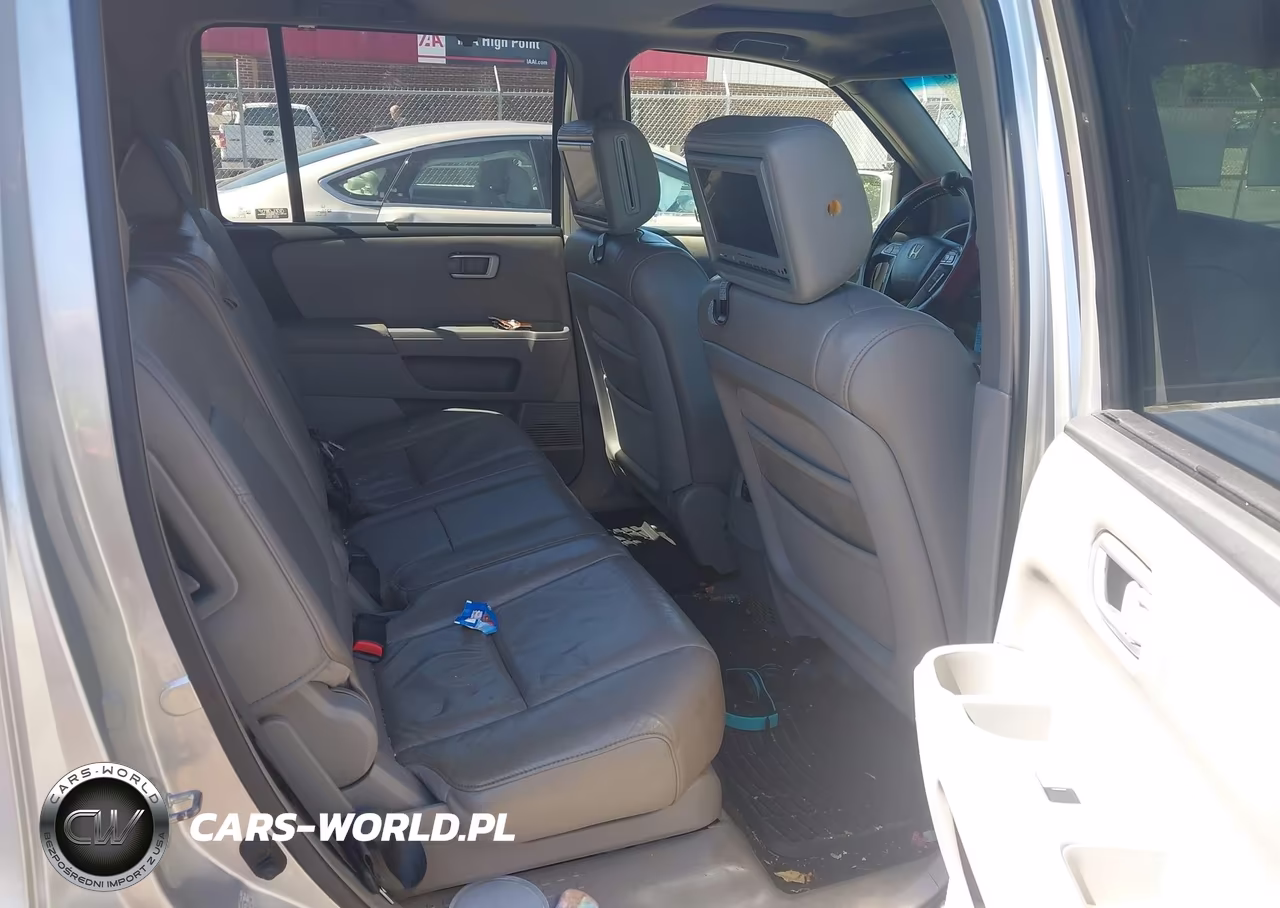2009 Honda Pilot Touring VIN:5FNYF38869B028378 - 8