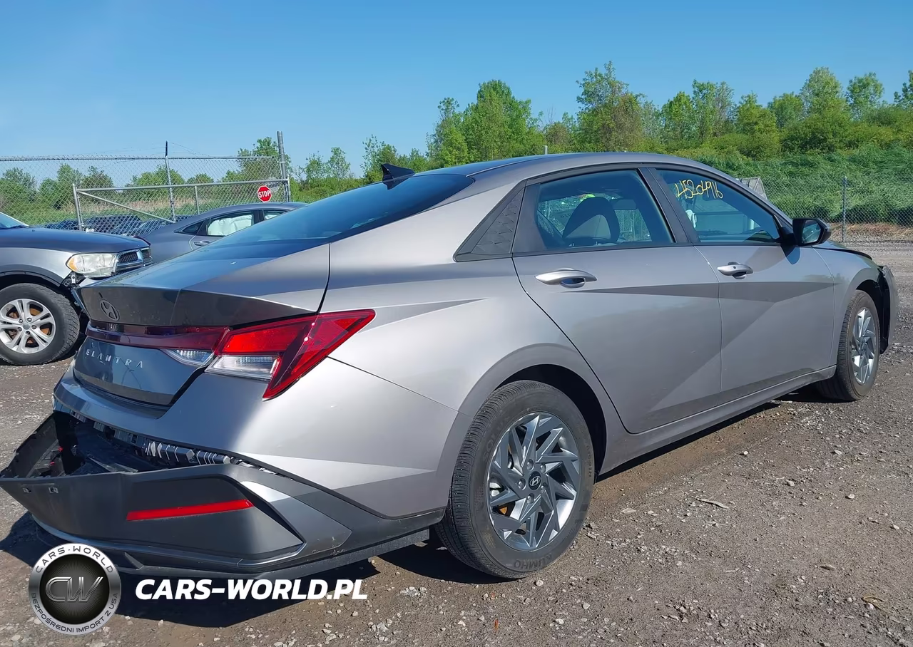 2024 Hyundai Elantra Sel VIN:KMHLM4DG2RU813809 - 4