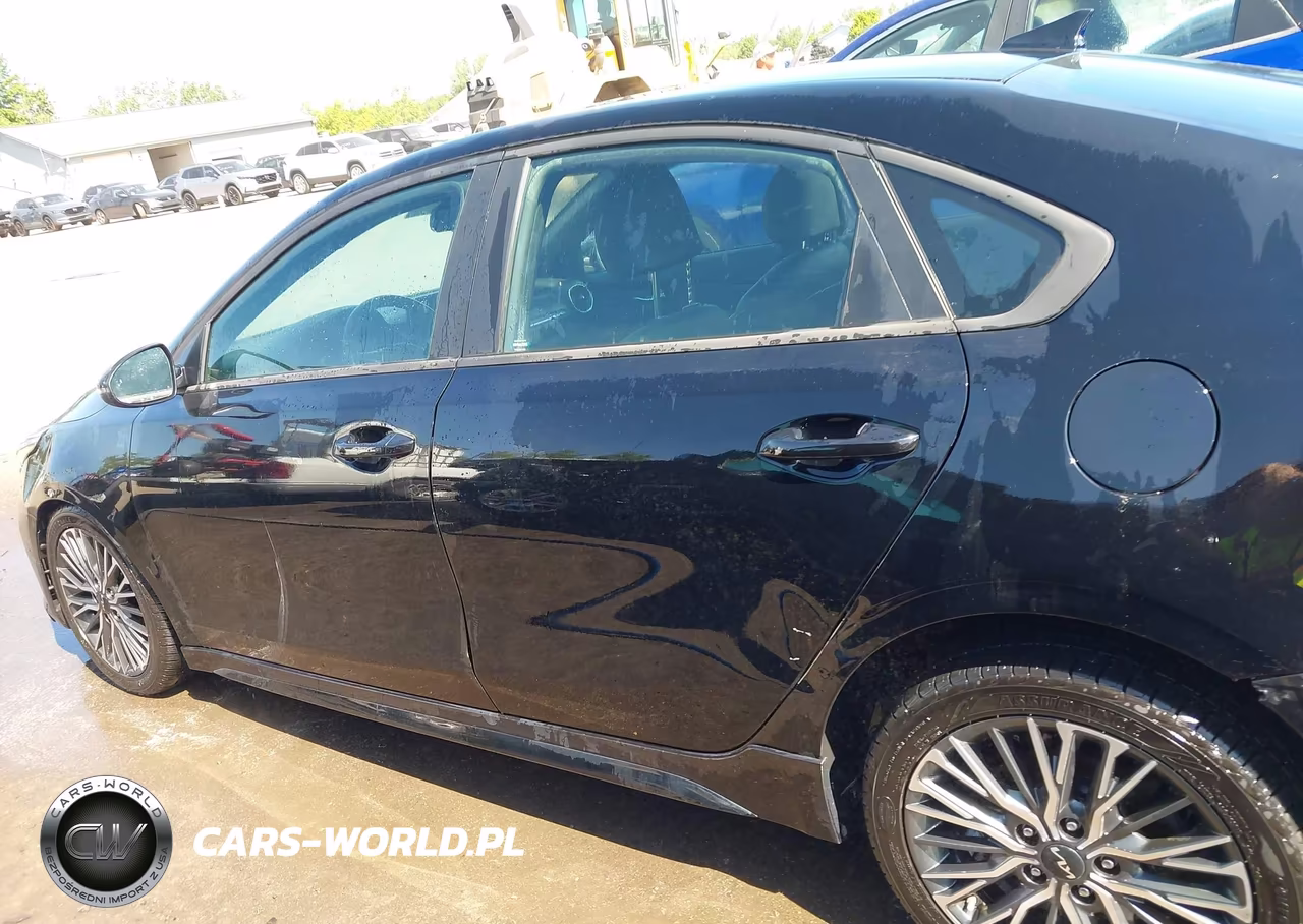 2024 Kia Forte Gt-Line VIN:3KPF54AD8RE710496 - 14