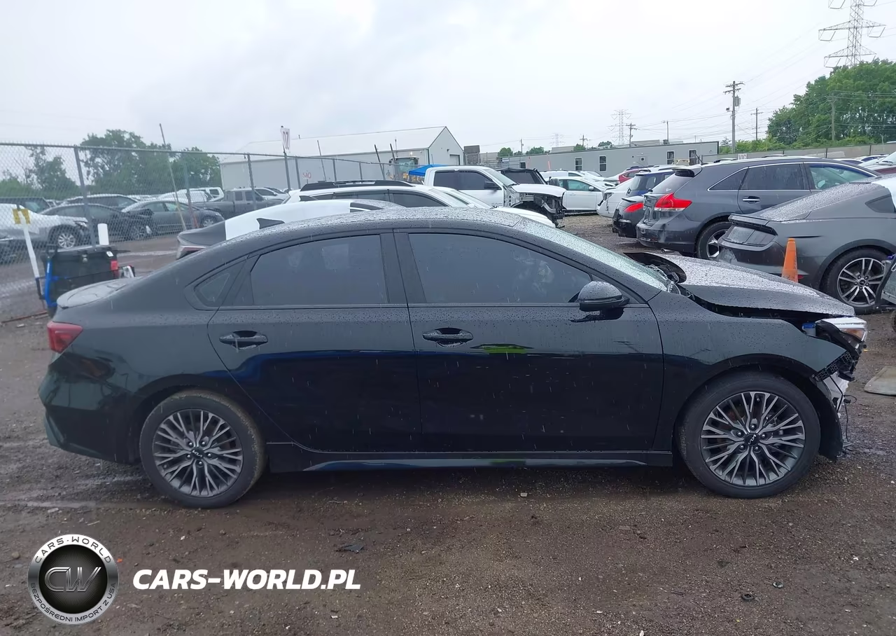 2024 Kia Forte Gt-Line VIN:3KPF54AD4RE830098 - 14