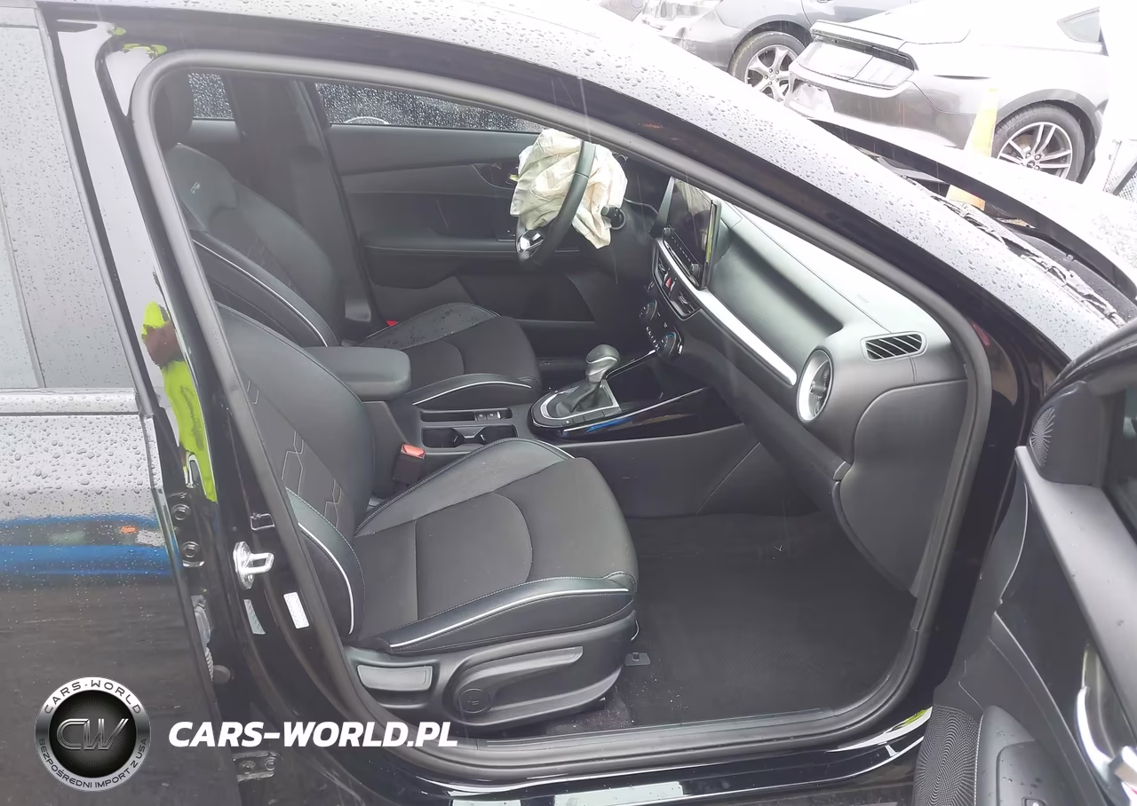 2024 Kia Forte Gt-Line VIN:3KPF54AD4RE830098 - 5