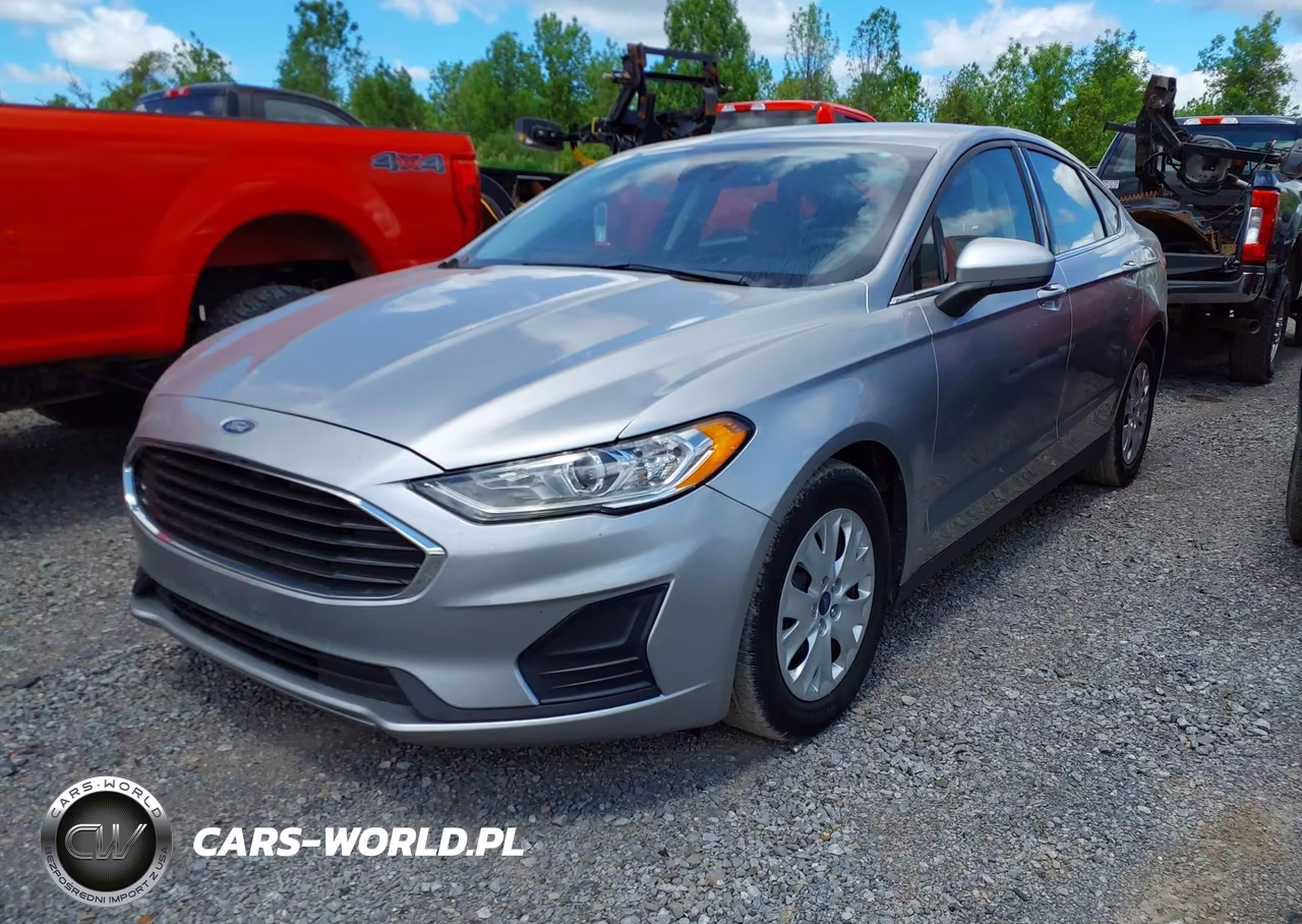 2020 Ford Fusion S VIN:3FA6P0G70LR201576 - 2