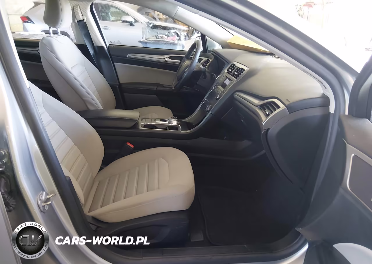 2020 Ford Fusion S VIN:3FA6P0G70LR201576 - 5