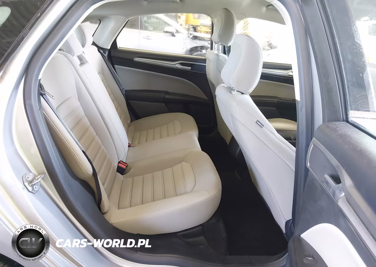 2020 Ford Fusion S VIN:3FA6P0G70LR201576 - 8